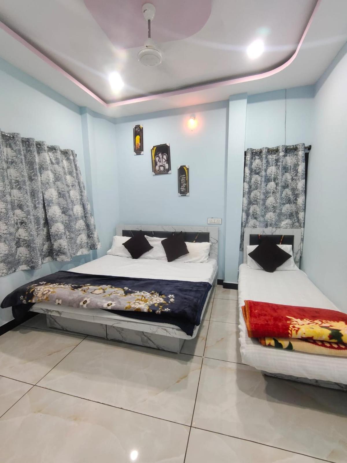 Geeta Homestay Ujjain Luaran gambar