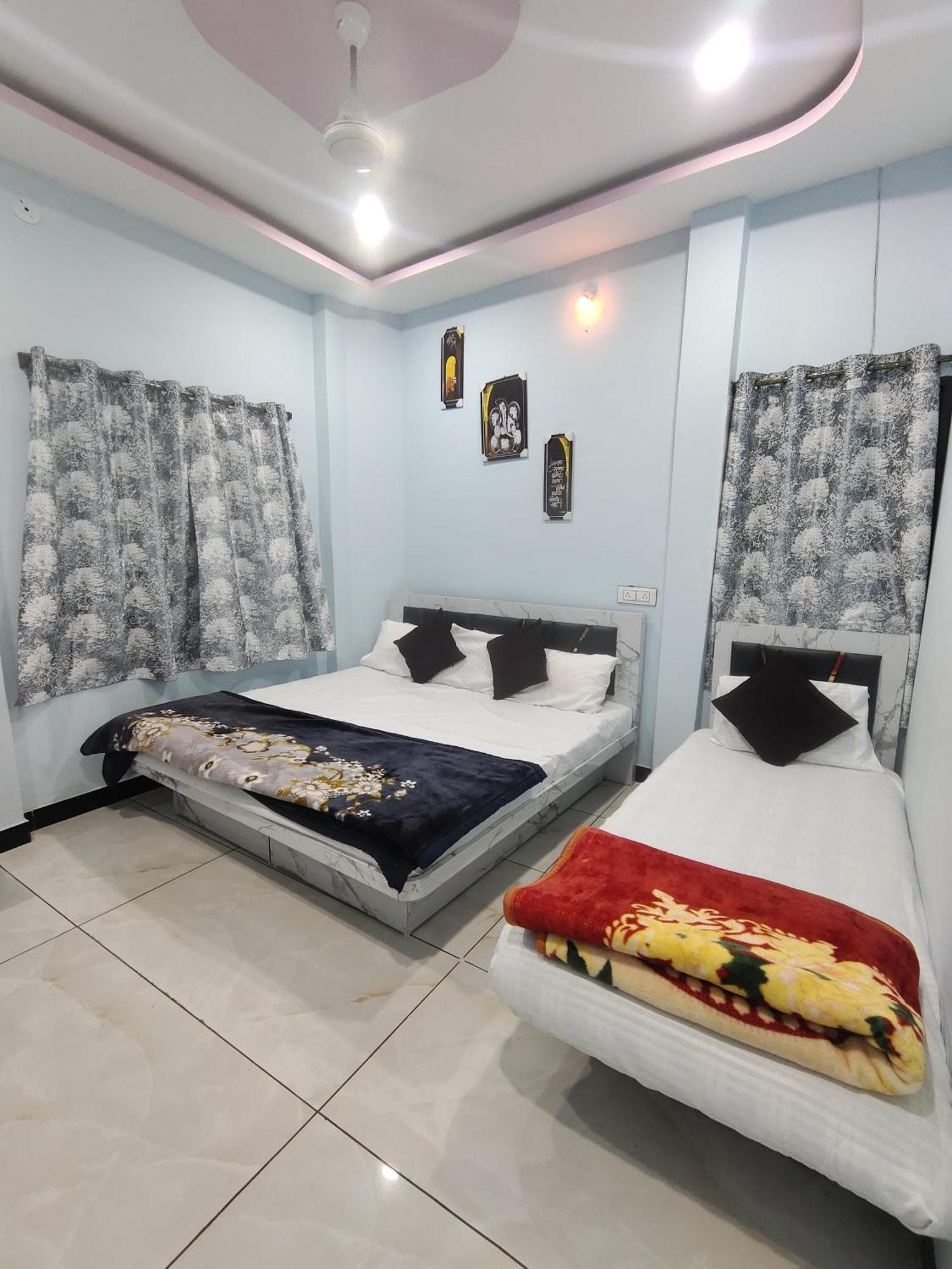 Geeta Homestay Ujjain Luaran gambar